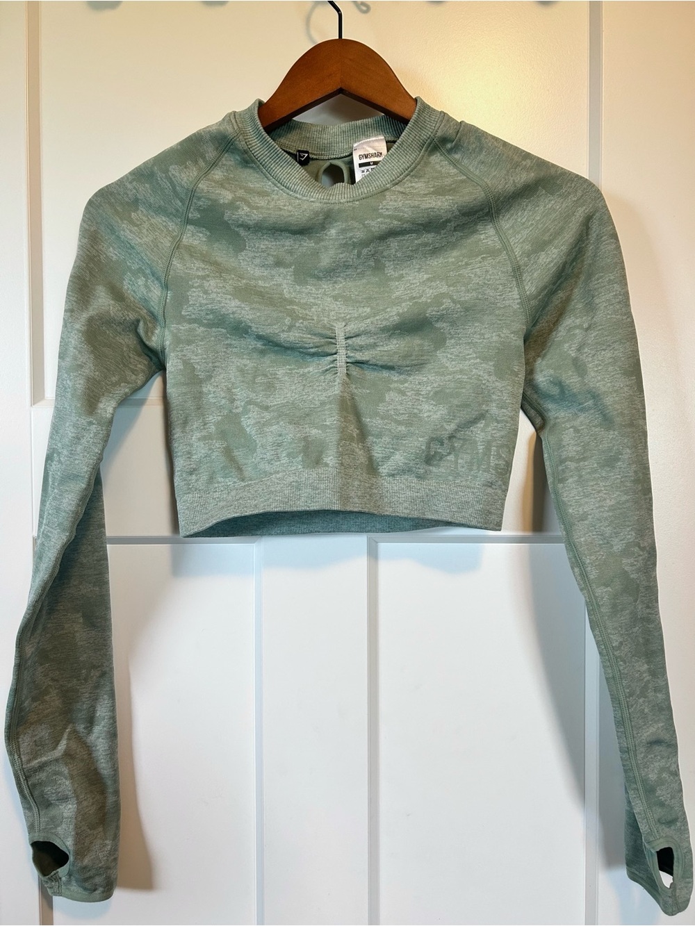 Gymshark Adapt Camo Seamless Long Sleeve Crop Top Sage Green Size M